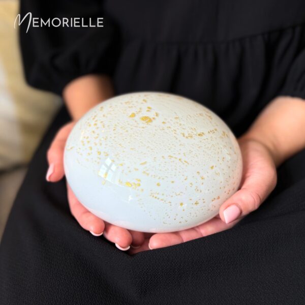 Hand-Blown Glass Urn for Children's Ashes - White - Image 2