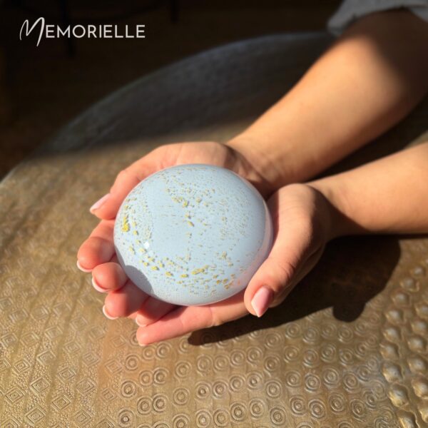 Glass Memory Pebble - Soft Blue & 24ct Gold Leaf - Image 2