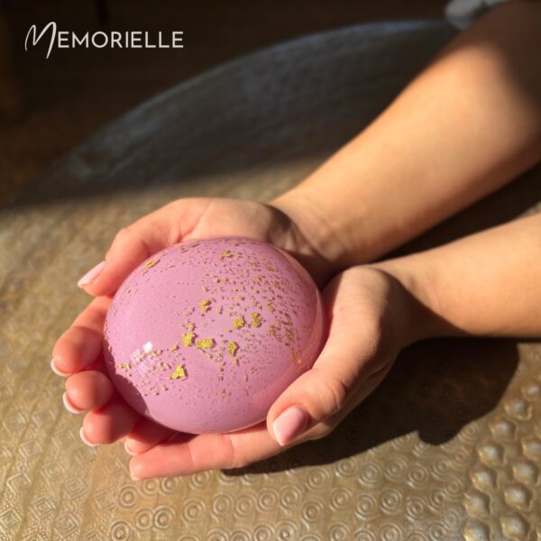 Glass Memory Pebble - Soft Pink & 24ct Gold Leaf - Image 2