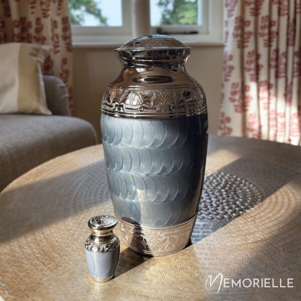 French Grey Sanctum 2000 Adult Brass Urn - Image 2