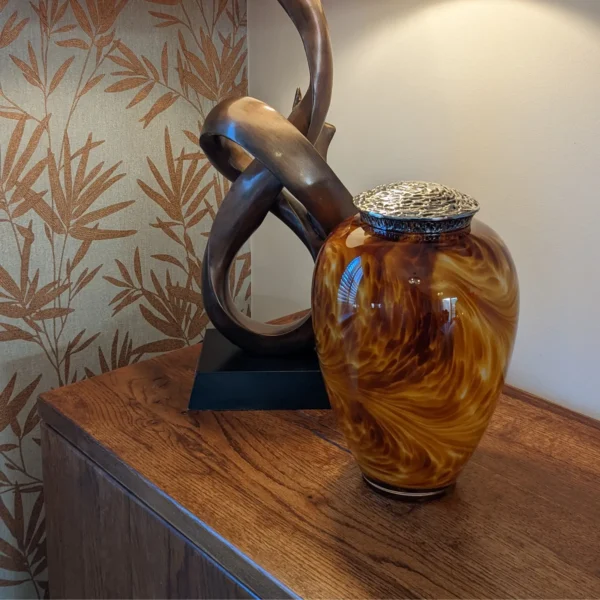 Luxury Glass Urn - Amber Swirl - Image 3